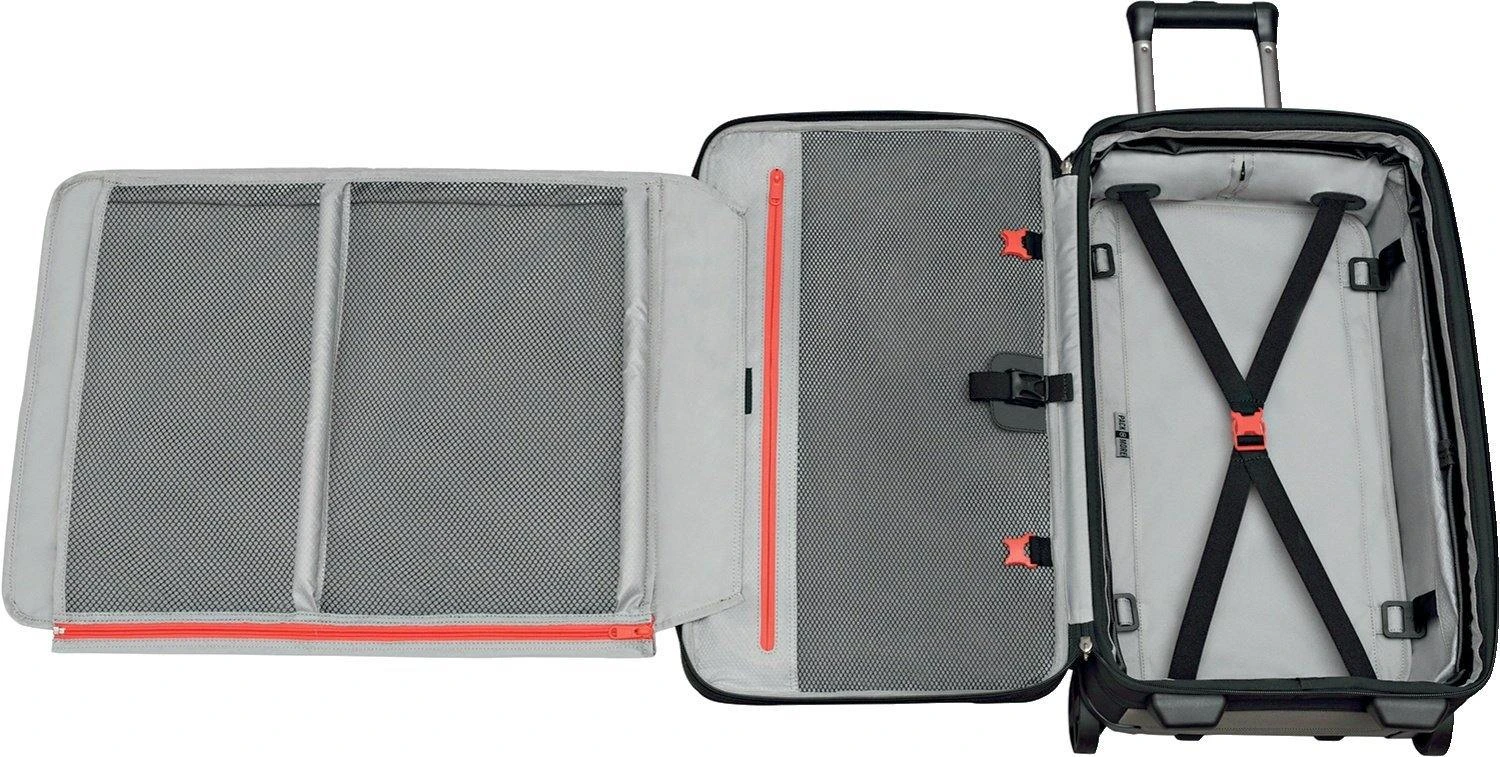 Victorinox Werks Traveler 5.0 22" U.S. Carry-On - Image 20