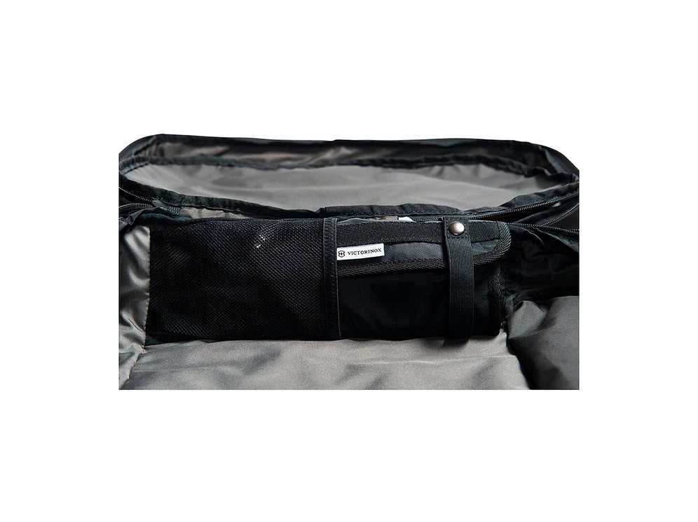 Victorinox Altmont Professional Deluxe Travel Laptop Backpack - Image 7