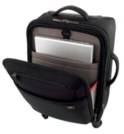 Victorinox Avolve 2.0 20" 4-Wheel Carry-On Luggage