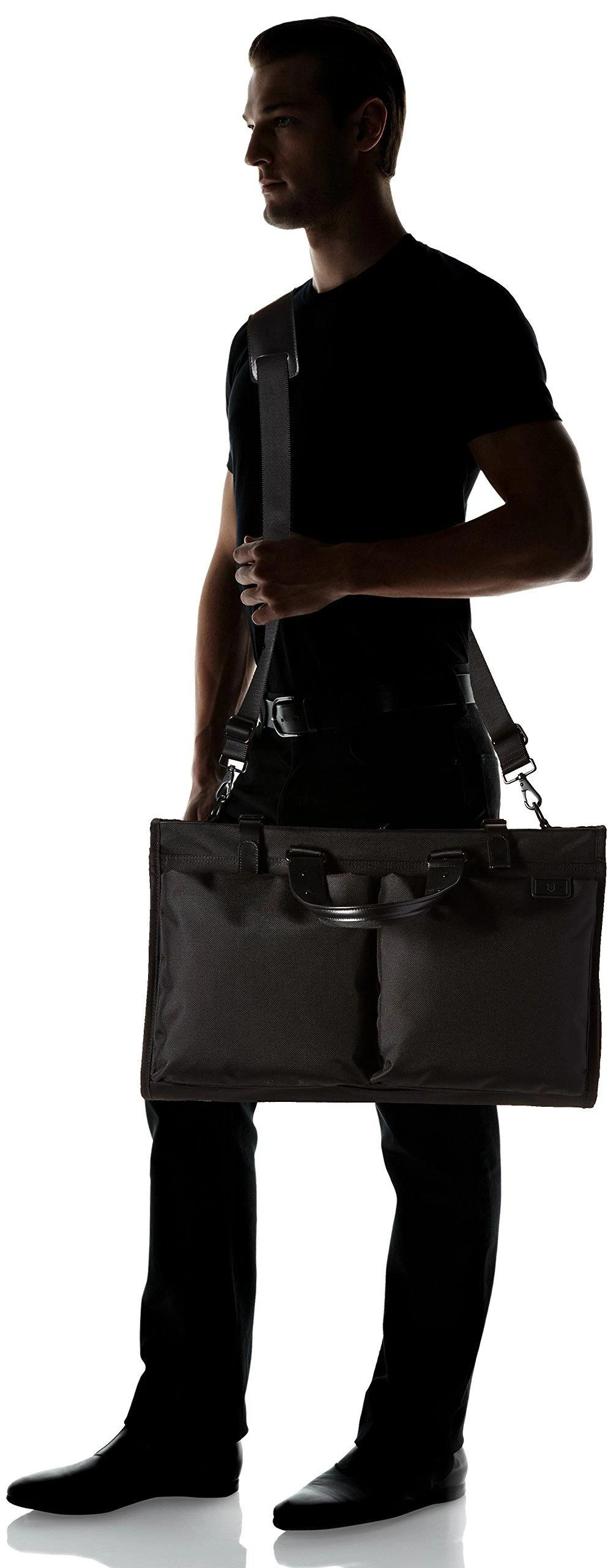 Victorinox Lexicon 2.0 Wardrobe Tri-Fold Garment Bag With Should Strap - Image 8