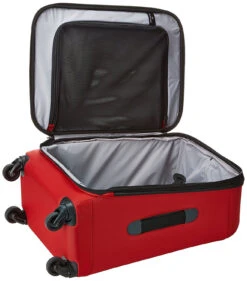 Victorinox 22" Expandalbe 4-Wheel Ultra-Light Expandable Spinner Upright
