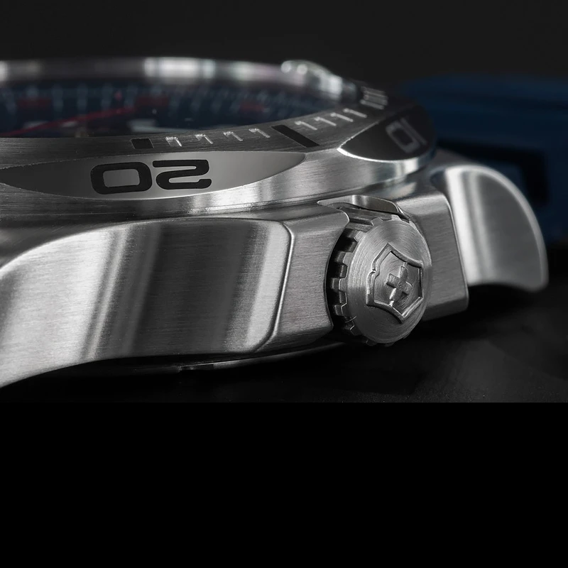 Victorinox Professional Diver Blue - Image 3